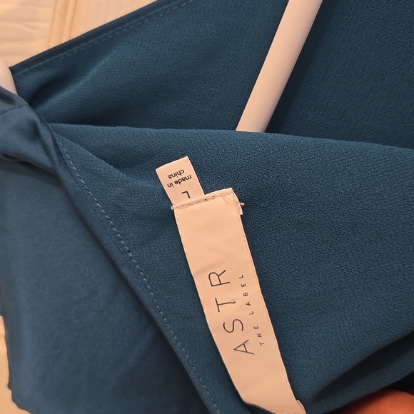 Astr Teal Sleeveless Dress - Picture 5 of 5